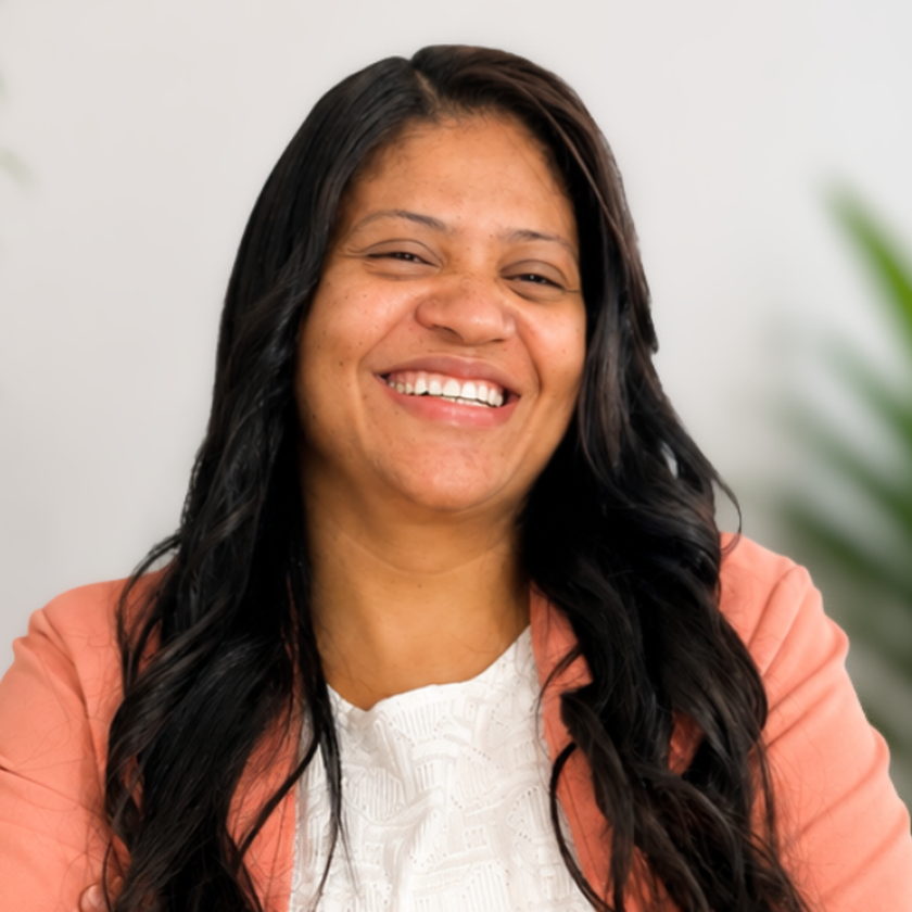 Retrato aproximado de Cristiane Rosa.